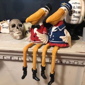 Cracker Barrel Pelican Shelf Sitter Pair